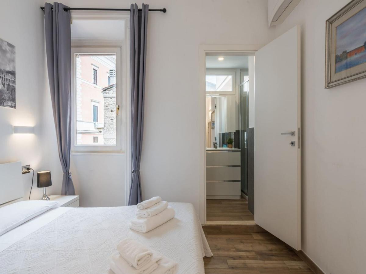 The Best Rent - Elegant Three-Bedroom Apartment A Few Steps From Fontana Di Trevi Extérieur photo