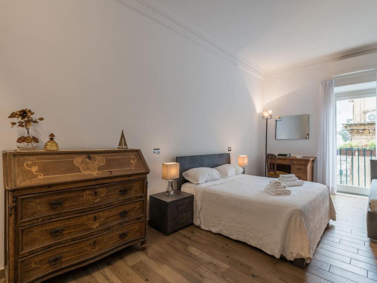 The Best Rent - Elegant Three-Bedroom Apartment A Few Steps From Fontana Di Trevi Extérieur photo