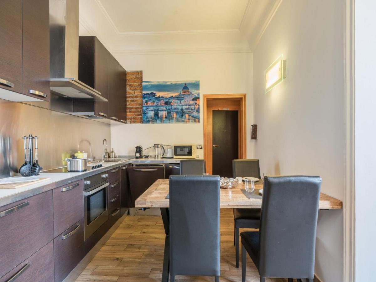 The Best Rent - Elegant Three-Bedroom Apartment A Few Steps From Fontana Di Trevi Extérieur photo