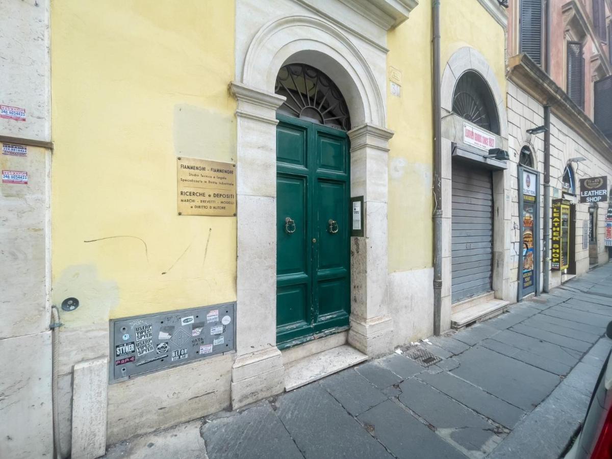 The Best Rent - Elegant Three-Bedroom Apartment A Few Steps From Fontana Di Trevi Extérieur photo