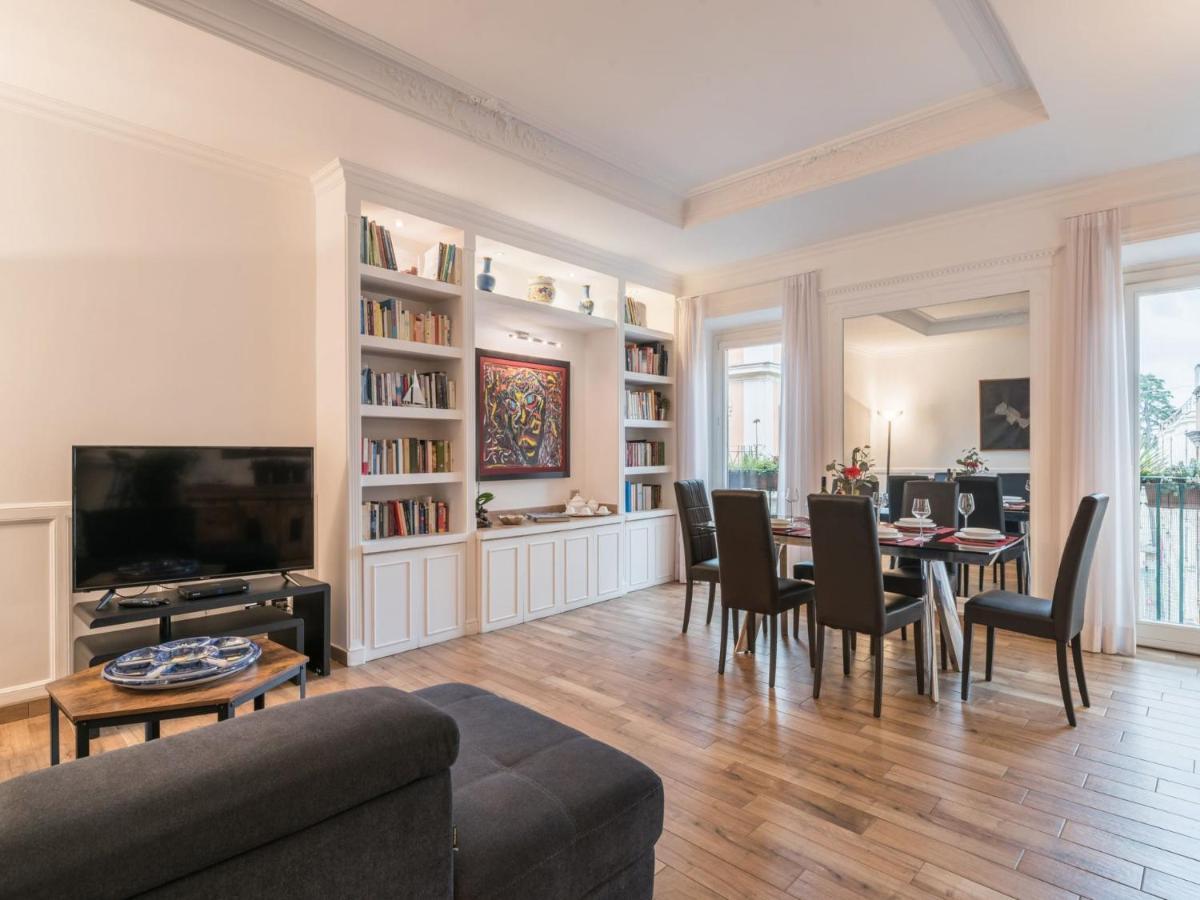 The Best Rent - Elegant Three-Bedroom Apartment A Few Steps From Fontana Di Trevi Extérieur photo
