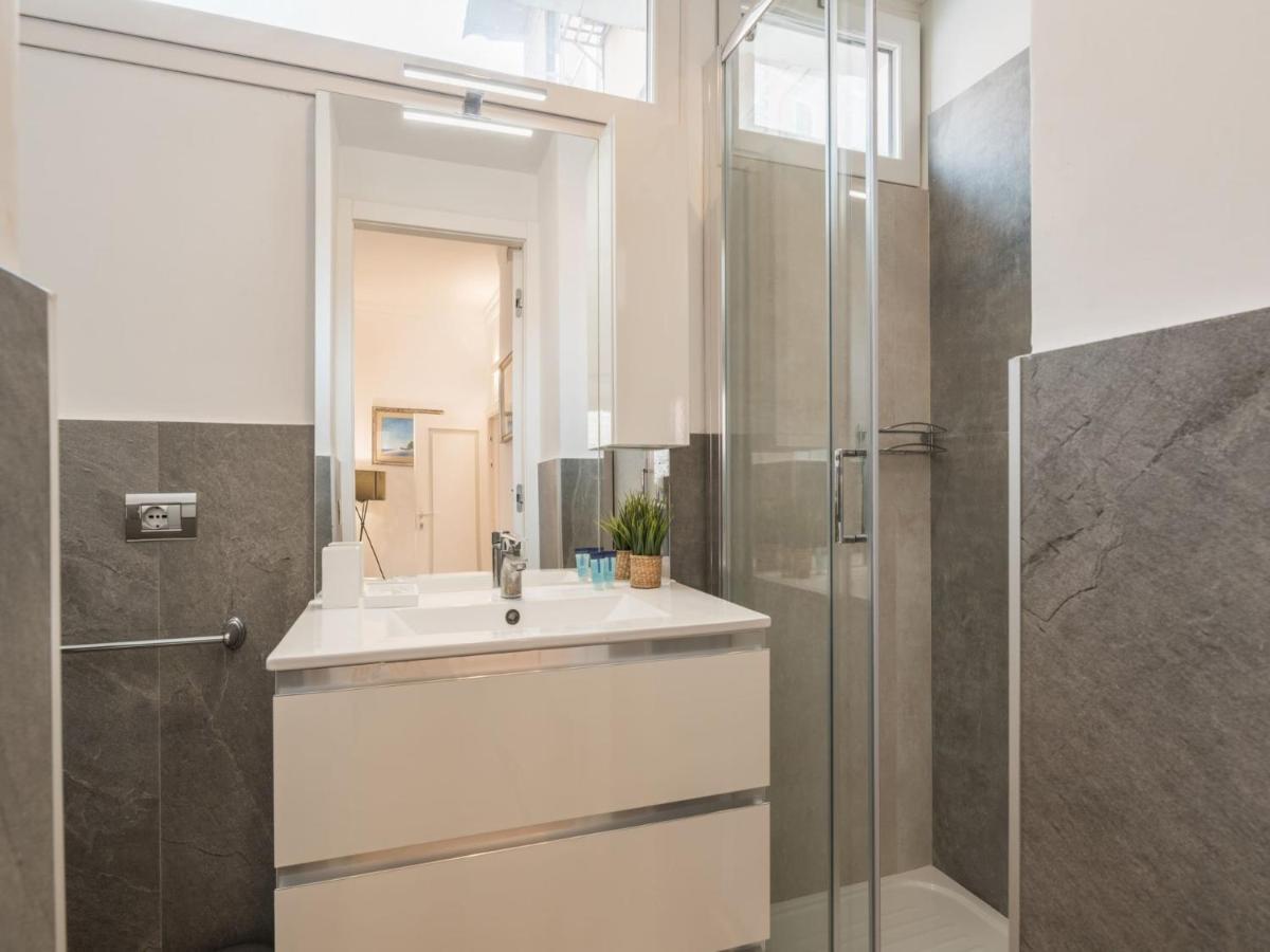 The Best Rent - Elegant Three-Bedroom Apartment A Few Steps From Fontana Di Trevi Extérieur photo