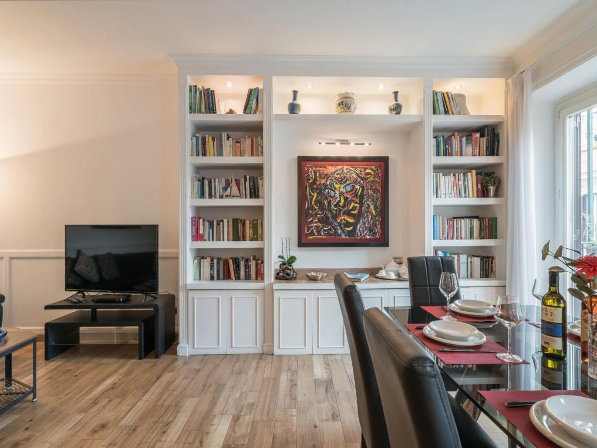 The Best Rent - Elegant Three-Bedroom Apartment A Few Steps From Fontana Di Trevi Extérieur photo