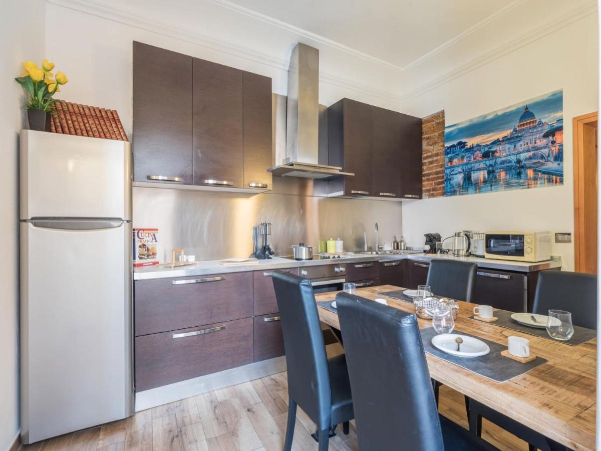 The Best Rent - Elegant Three-Bedroom Apartment A Few Steps From Fontana Di Trevi Extérieur photo